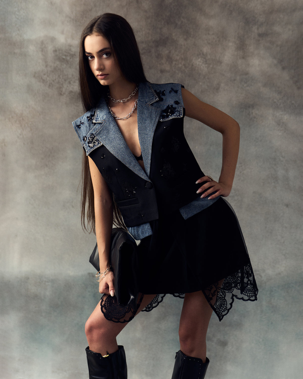 BLACK LORRA WAISTCOAT