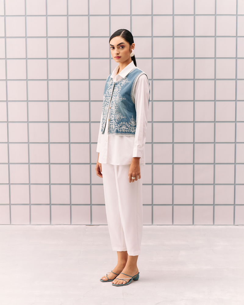 WHITE GAIA WAISTCOAT