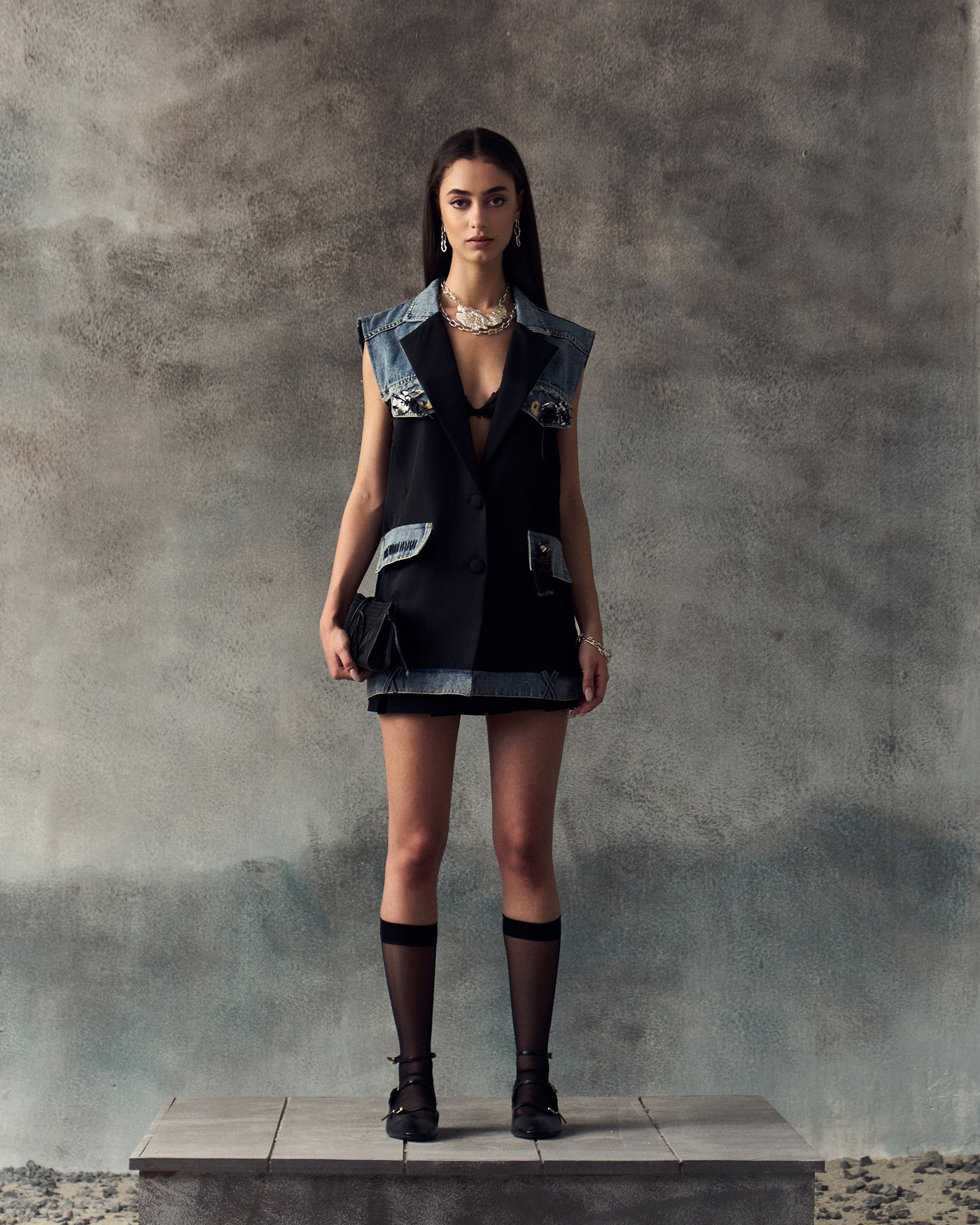BLACK NEVINIA WAISTCOAT