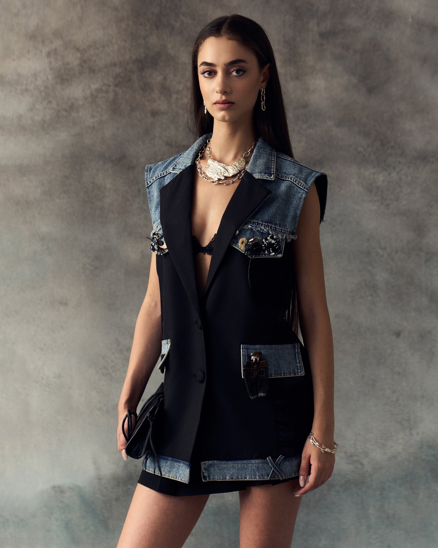 BLACK NEVINIA WAISTCOAT